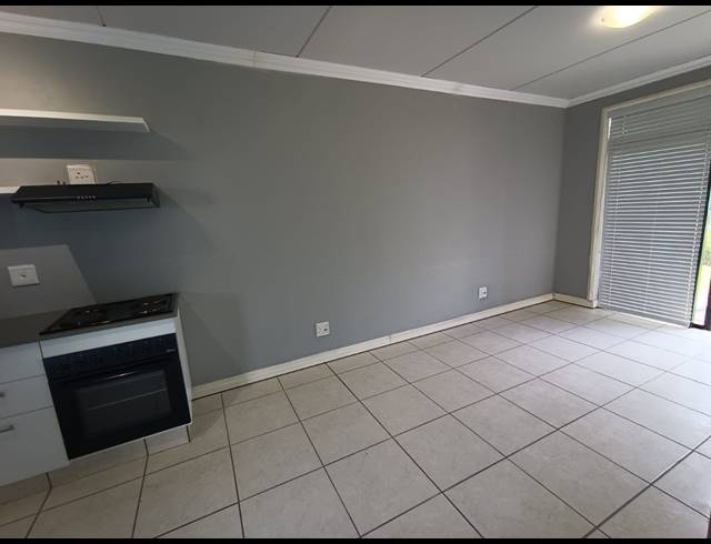 1 BEDROOM APARTMENT TO LET IN BALLITO CENTRAL